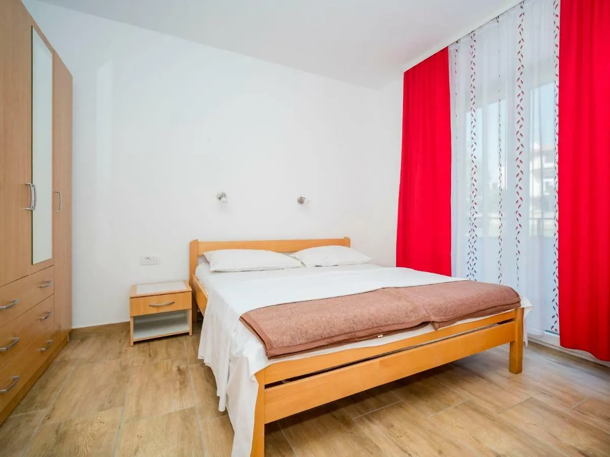 Apartment Hilde Red-5 By Interhome Medulin